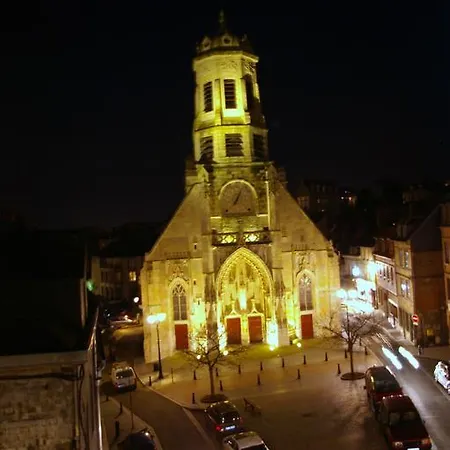 Au Charme D'honfleur أونفلور